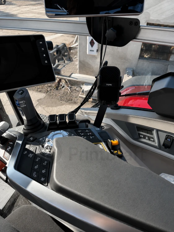 Massey Ferguson 8s/9s Phone Mount 2