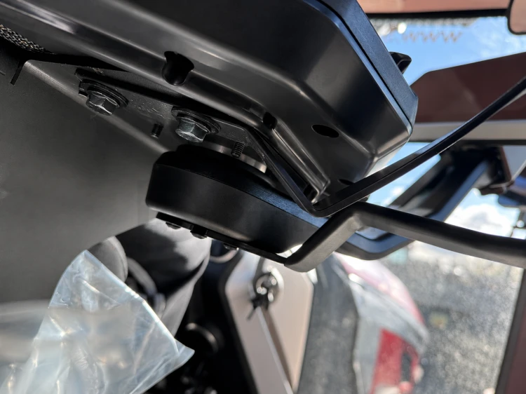 Massey Ferguson 8s/9s Phone Mount 3