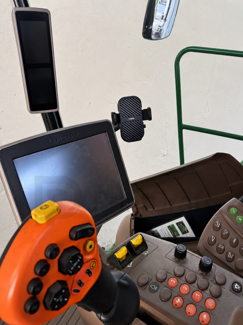 Monitor 2630 GreenStar 3 Phone Mount 2