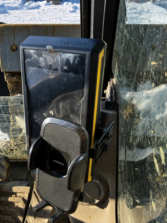 volvo excavator phone mount 2