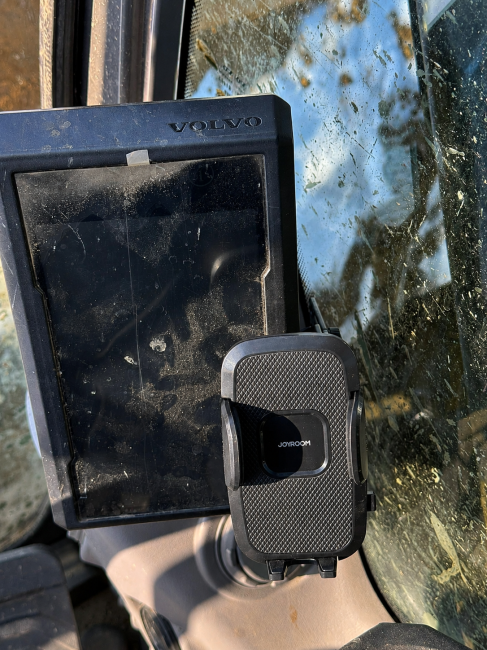 volvo excavator phone mount