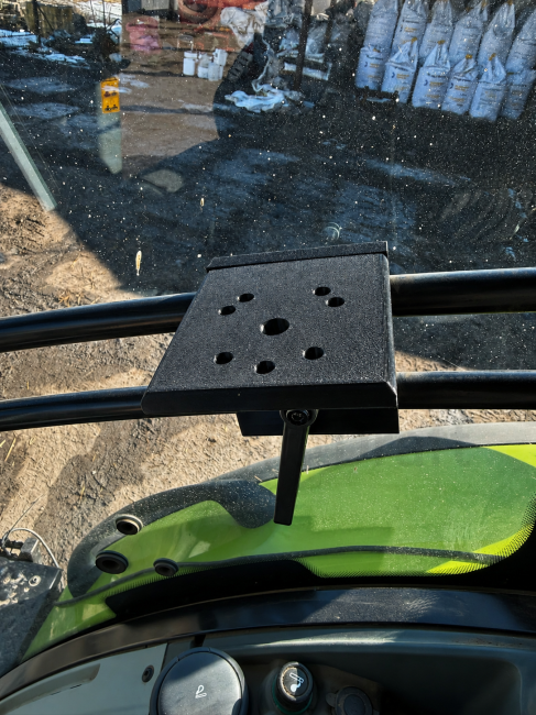 Claas Rail Bracket Mount 2