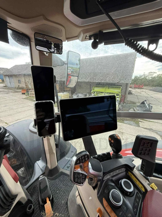 AFS Pro 700 Plus / IntelliView 12 Phone Mount Front