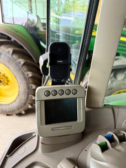 6/7 Premium CommandCenter Phone Mount Front