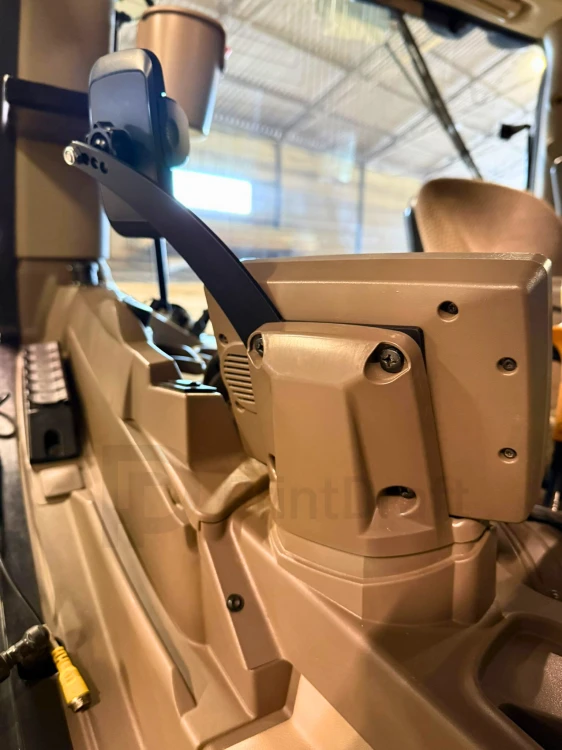 6R Series Phone Mount 4 Screw Back