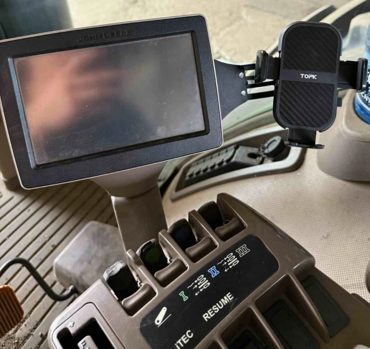 Monitor RE573045 GreenStar 3 Phone Mount Front