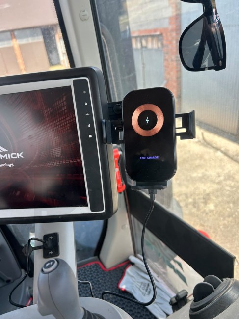 Mccormick x7/x8/x9 Phone Mount Front